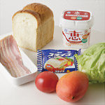 BLTチーズサンドイッチ マンゴーヨーグルト