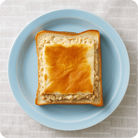 ツナマヨネーズ 薄切りの玉ねぎも